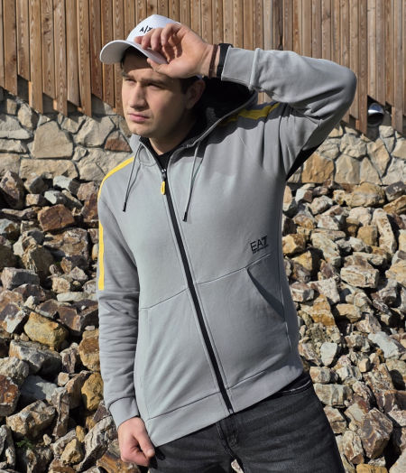 szara bluza Emporio Armani EA7  zdjęcie 3